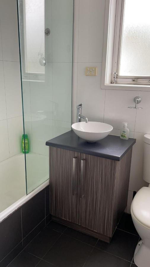 St Kilda Beachfront 2 Bedroom Apartment Мельбурн Экстерьер фото